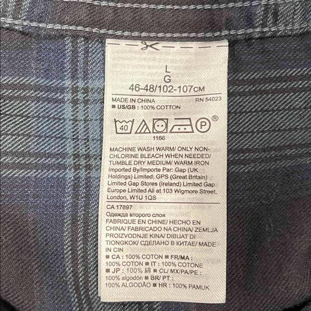 Banana Republic Luxe Flannel Slim Fit Navy and Black Plaid Shirt Size Large